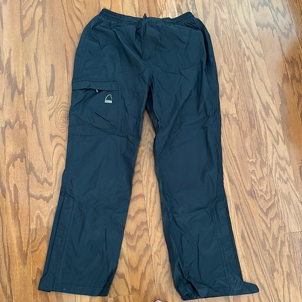 Men’s rain pants